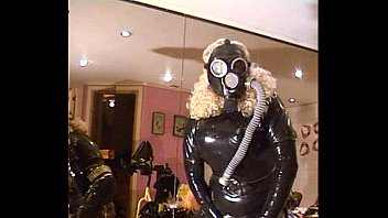 Roxina2004tangaswapslutdoll090604xxxl