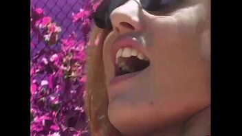 Two Lesbians Masturbate And Lick Each Other' Vagina Holes While On A Picnic