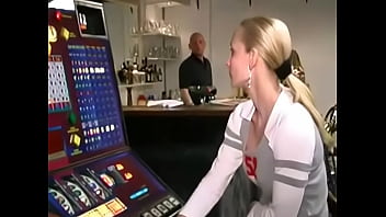 Belgian Jill Fucks Dutch Bartender (vlaamse Jill Neukt Hollandse Barman)