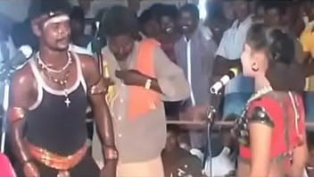 Whatsapp Funny Videos Tamil Girl Sexy Talk On Village Karakattam Show - Wap