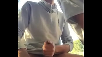 VID-20160321-WA0001 - Cum-sexo-gay-beso