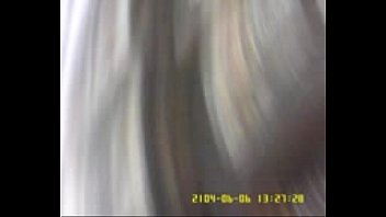 Bajo La Falda En Walmart