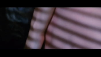 Carey Lowell, Jenny Seagrove In The Guardian (1990)