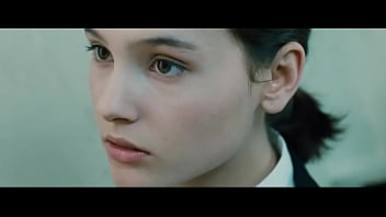 Catherine Guittoneau In La Fille Seule (1995)