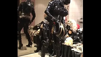 Roxina2007EncasedDollPervy080307