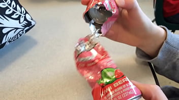 Hit Leabians Do It In The Can