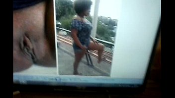 Eu Se Masturbando E Olhando As Fotos Da Vizinha Pelada
