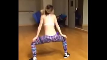 Perfect White Ass Twerk