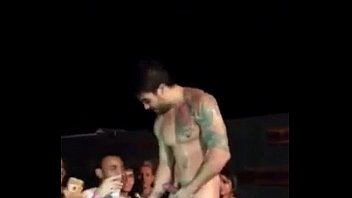 Gogo Boy Assanhando As Bicha