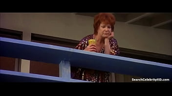 Lori Singer in Short Cuts 1993 - Teen-hot-sexy-pornstar-milf-blowjob-handjob-celebrity-bigtits-topless-celeb-small-tits-c