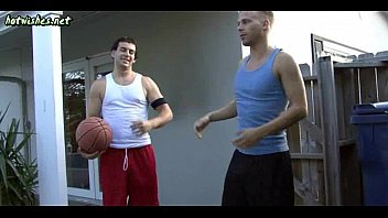 Gays Jerking And Having Anal Sex At The Pool