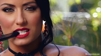 Barbara Desiree In Muy Caliente