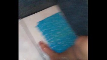 Punheta Pra Cunhada No Banho