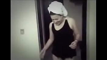 Mi Esposa Nalgona - upskirt, thong, wife, sexo, puta, mamada, esposa, caliente, tanga, zorra, leche, perizoma - Video 5372965