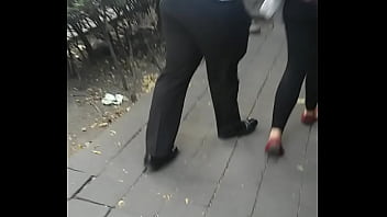 Un Culo En La Del Valle