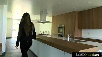 (kenna James _ Aspen Rae) Teen Horny Lez Girls Play In Front Of Cam Mov-23