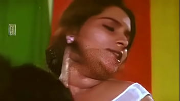 Aged Hot Servant Giving Oil Massgae To Owner Telugu Hot Short Film-movies 2001 Low