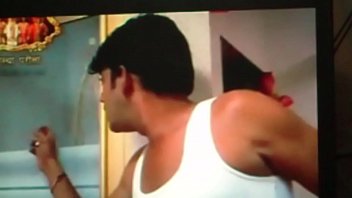 Unknown - 2025 - Intense - Experience - Video 6477529