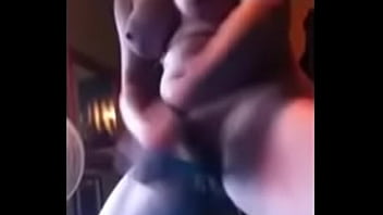 Omg Tetona Agresiva Corriendose