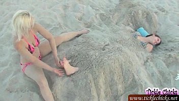 Tickle Chicks, Revenges On Addie Juniper