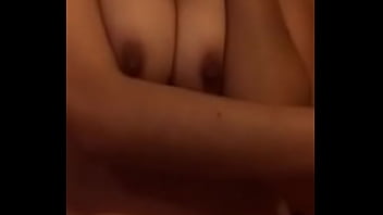 Putita Clavandose En Mi Verga Con Tetas Ricas