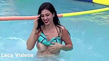 Muestra Sus Tetas En Vivo Claudia Ramirez- 720p Hd