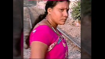 Desi Aunty Big Gand - I Fucked Deeply