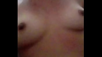 Safada Mostrou Tudo Para O Velho Broxa