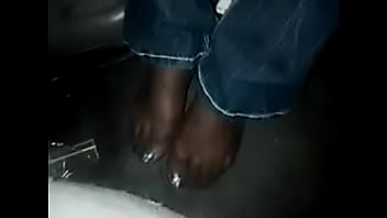 Ms. L.v Mature Nylon Toes!