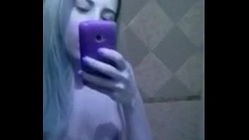 Rubia Se Masturba Para El Novio