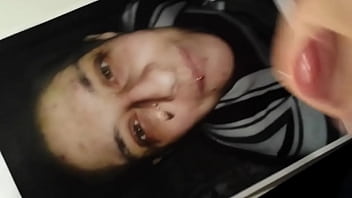 Sborrata Su Piccolina8016