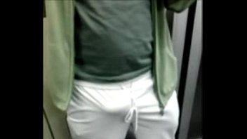 Gostosão Excitado No Metr_