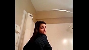 Hot Marocan Zomen Shown Her Body