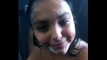 Bañandome Chicos Y Chicas