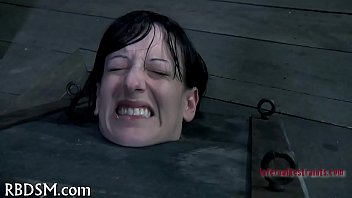 Caged Up Babe Receives Satisfying