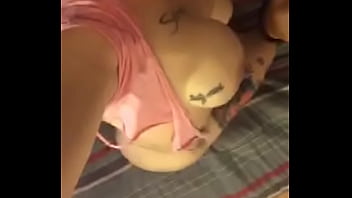 Sexy Chilena Tetona Tatuada.... Quien Es???