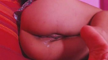 Mesticinha Brincando Na Web Cam