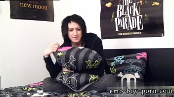 Local Gay Emo Sex Cute Emo Mylo Fox Joins Homoemo In His First Ever