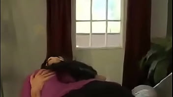 2 Hot Girls Kissing In Bed