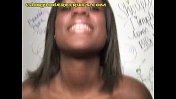 Ebony Wendy Masturbates In Gloryhole