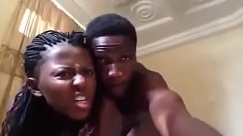 Nos No Quarto Do Hotel