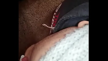 El Bombero Saca Leche De Su Manguera