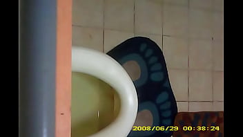 Que Culo Mas Rico - ass, amateur, spy, voyeur, culo, culona, camara, pillada, espia, carnosa, toylet - Video 5255226