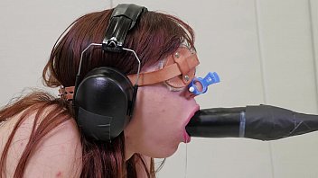 Audrey Holiday Machine Face Fucking - Redhead-machine-face-fuck