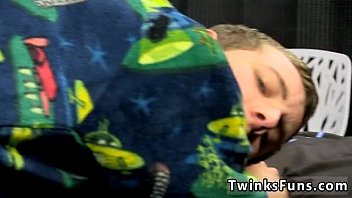 Gey Gay Sex Muscle Men Hall Of Fame Bentley Gets A Fresh Bare Hole