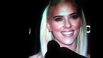 Scarlet Johansen Facial