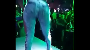 desafio de dança no b.in (parte 9) - danca, rebola, desafio, quadradinho - Video 5203119