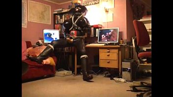 Hardcorefetishroxina100109