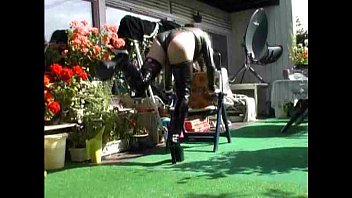 Gardenslutingreenlatexroxina120808