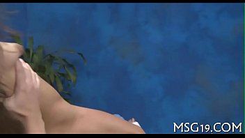 Fascinating Masseuse With Astonishing Ass - Video 5063511